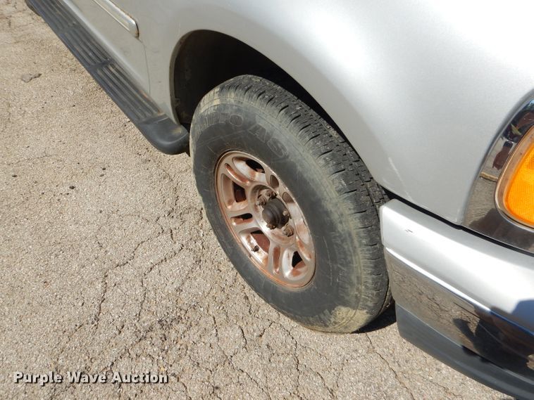image for item EY9259 2001 Ford Expedition XLT SUV