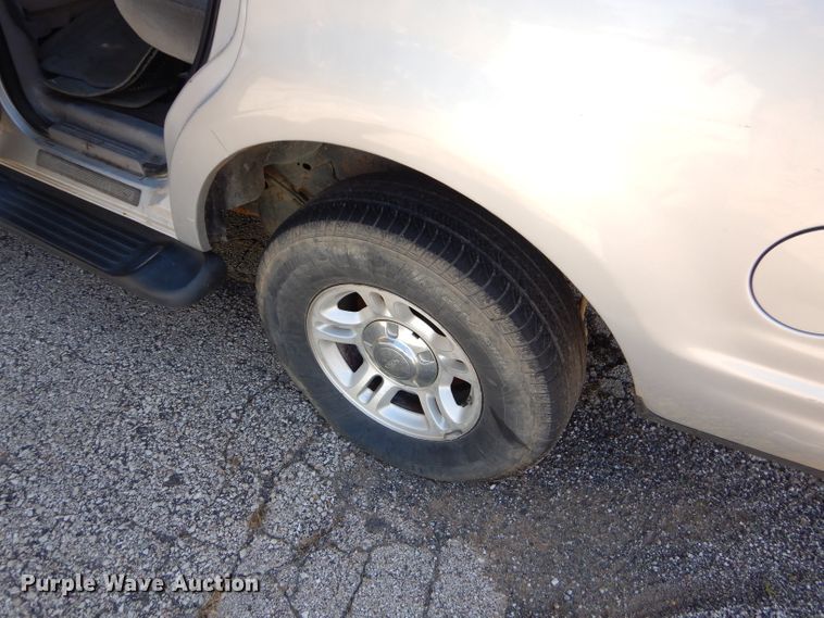 image for item EY9259 2001 Ford Expedition XLT SUV