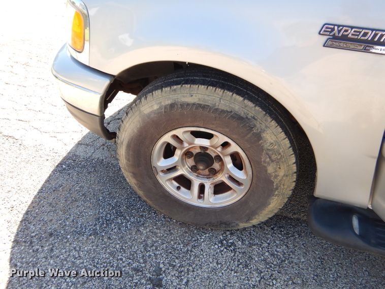 image for item EY9259 2001 Ford Expedition XLT SUV