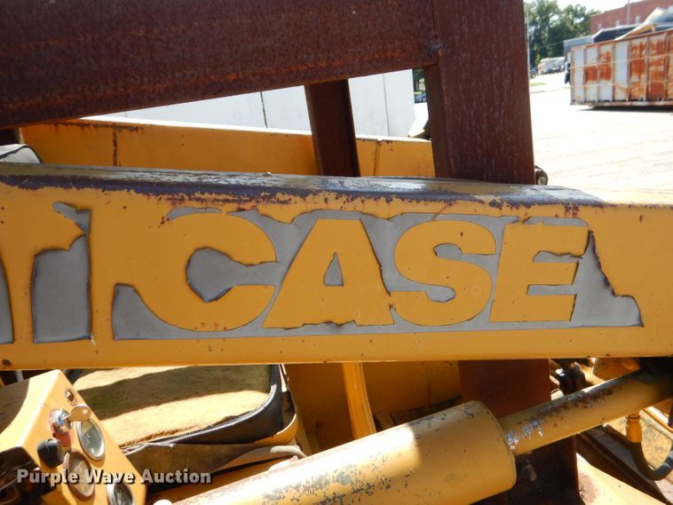 image for item EY9264 Case 1530 skid steer