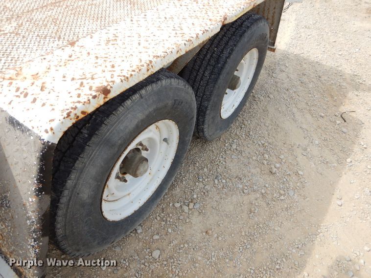 image for item EY9268 1993 Towmaster utility trailer