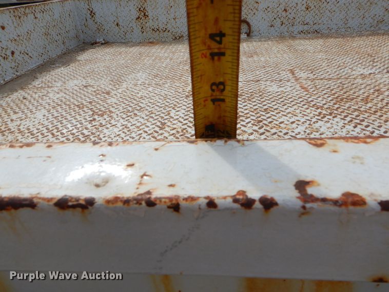 image for item EY9268 1993 Towmaster utility trailer