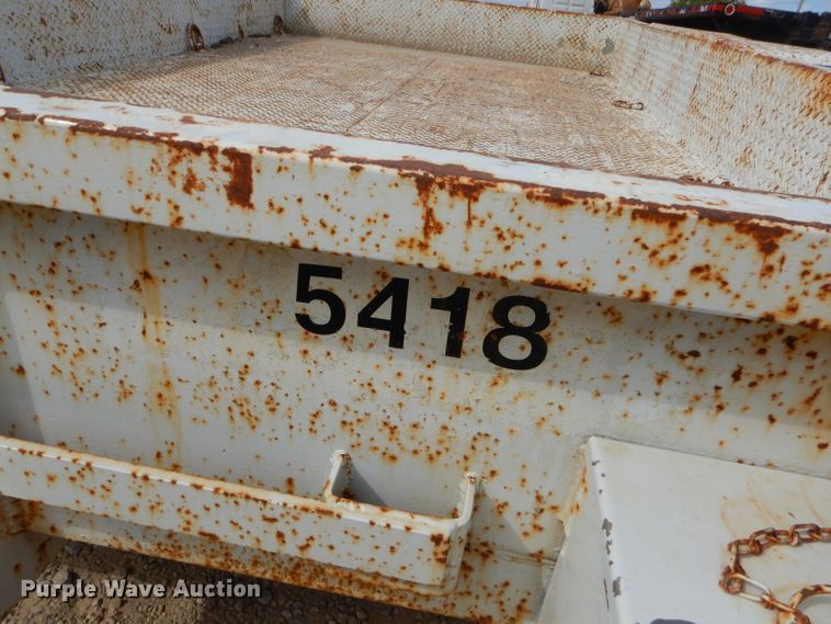 image for item EY9268 1993 Towmaster utility trailer