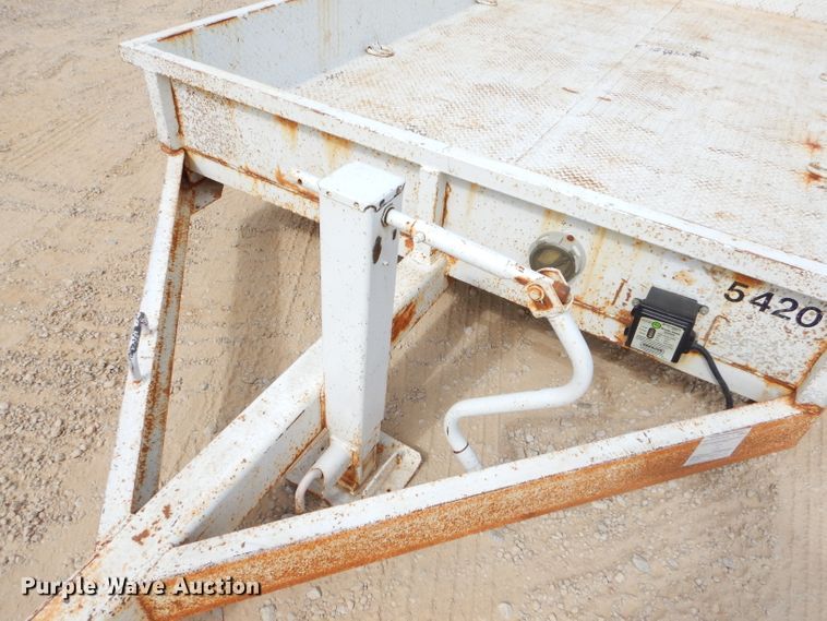 image for item EY9269 1993 Towmaster utility trailer