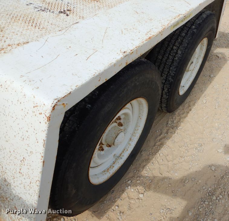 image for item EY9269 1993 Towmaster utility trailer