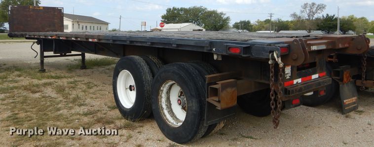 image for item EY9271 1986 Trailmobile F71T-5EAI flatbed trailer