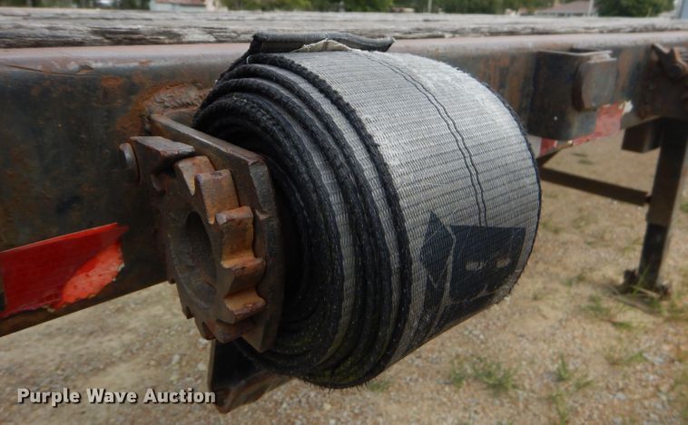 image for item EY9271 1986 Trailmobile F71T-5EAI flatbed trailer