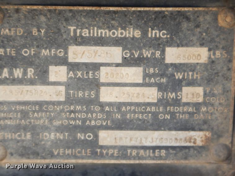 image for item EY9271 1986 Trailmobile F71T-5EAI flatbed trailer