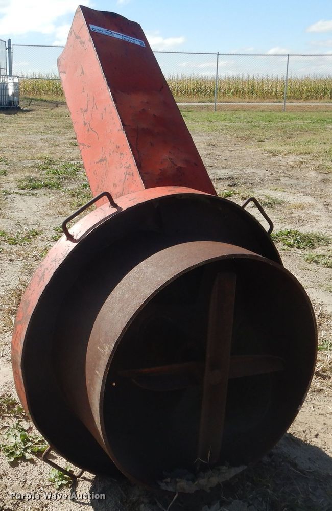 image for item FA9312 Trash spreader