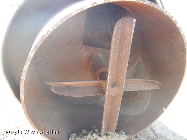 image for item FA9312 Trash spreader