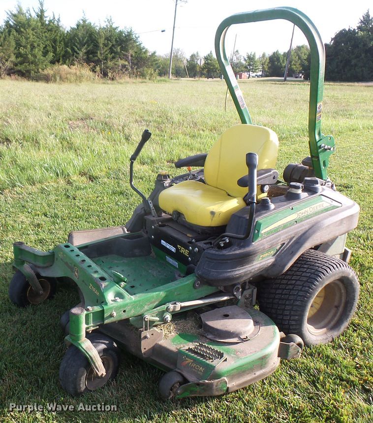 image for item FB9291 John Deere Z950R ZTR lawn mower