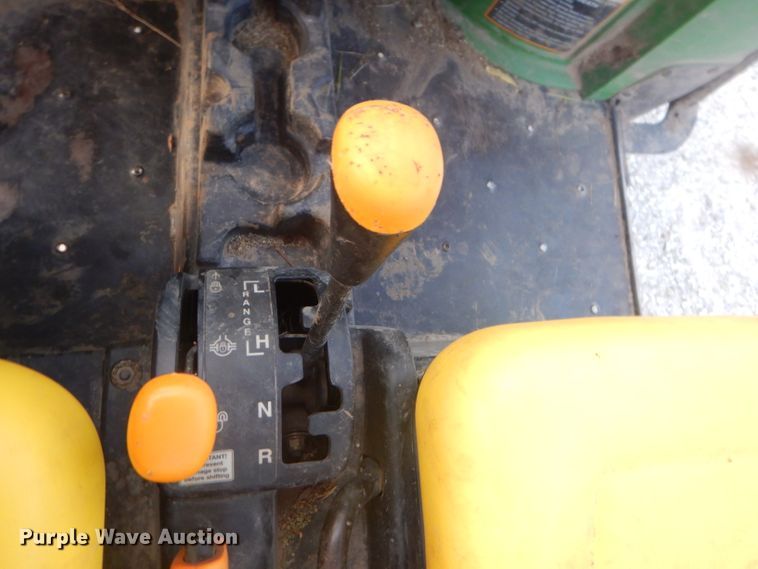 image for item FC9926 2008 John Deere Gator 620i utility vehicle