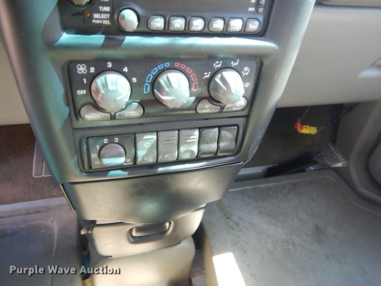 image for item FC9997 2004 Pontiac Montana handicap accessible van