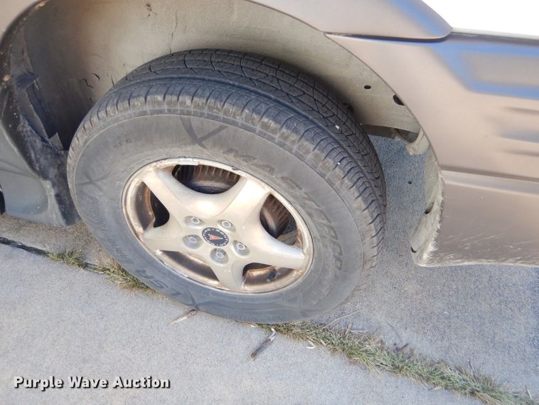 image for item FC9997 2004 Pontiac Montana handicap accessible van