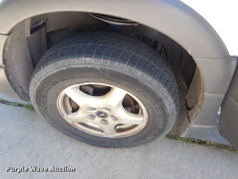 image for item FC9997 2004 Pontiac Montana handicap accessible van