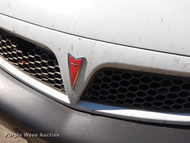 image for item FC9997 2004 Pontiac Montana handicap accessible van