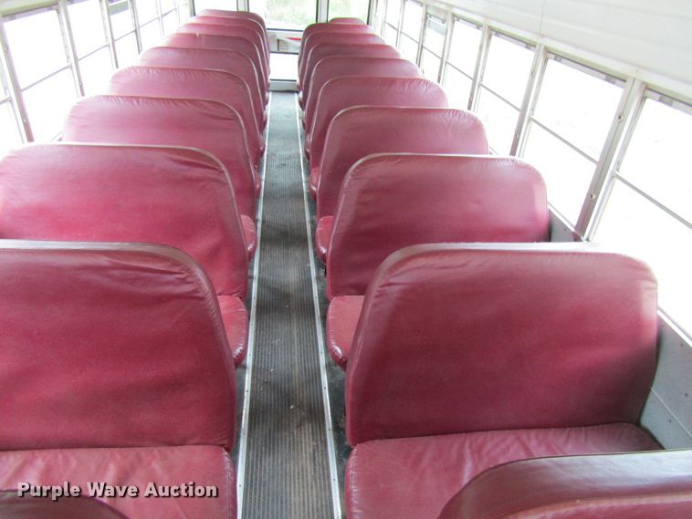 image for item FD9283 2002 Chevrolet Blue Bird school bus