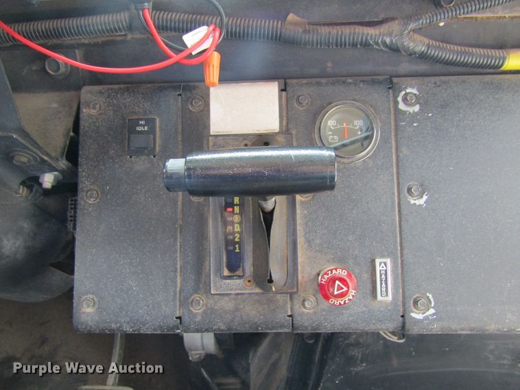 image for item FD9283 2002 Chevrolet Blue Bird school bus