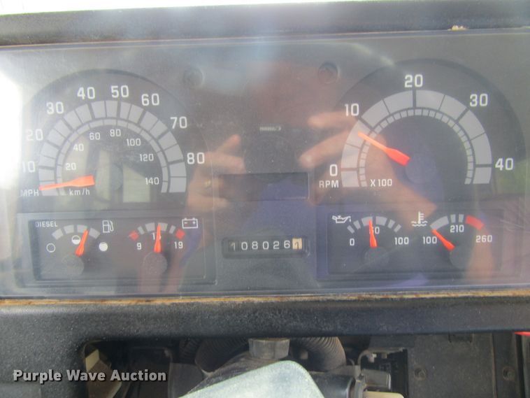 image for item FD9283 2002 Chevrolet Blue Bird school bus