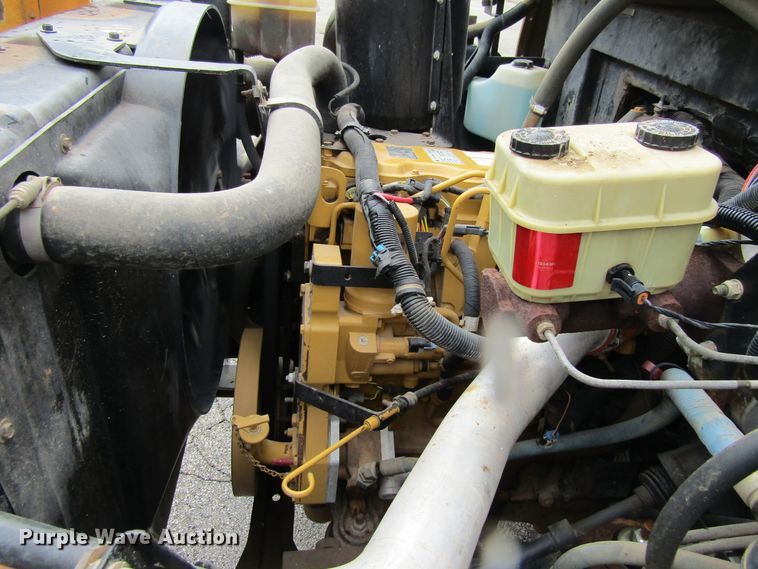 image for item FD9283 2002 Chevrolet Blue Bird school bus