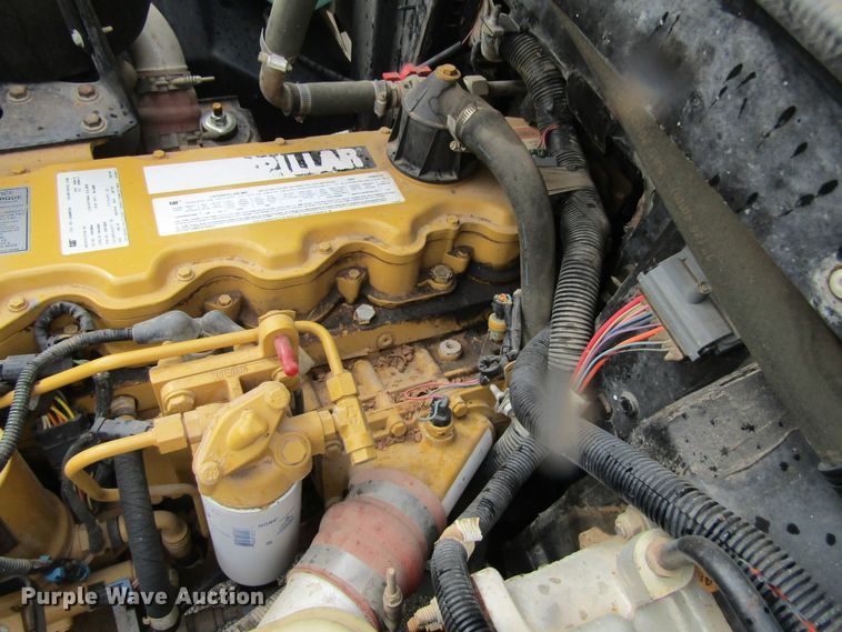 image for item FD9283 2002 Chevrolet Blue Bird school bus