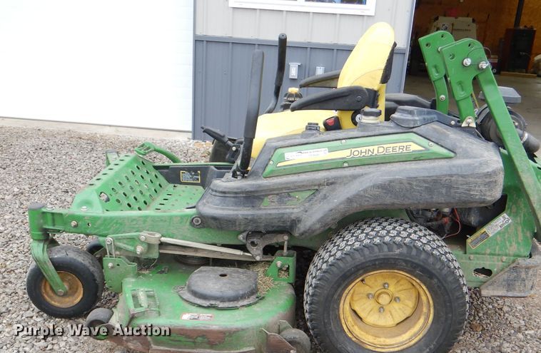 image for item FF9686 John Deere Z930M ZTR lawn mower