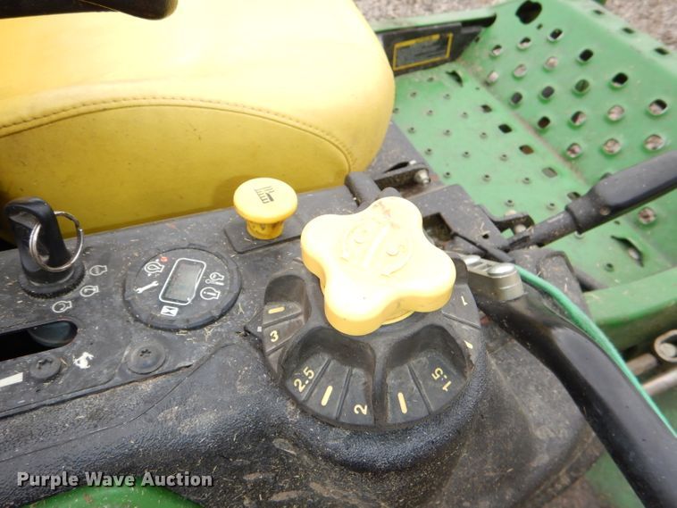 image for item FF9686 John Deere Z930M ZTR lawn mower