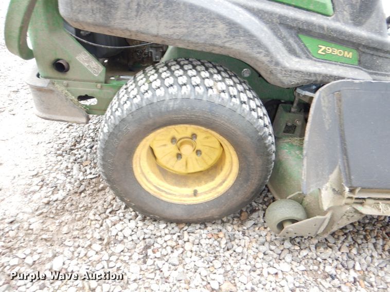 image for item FF9686 John Deere Z930M ZTR lawn mower