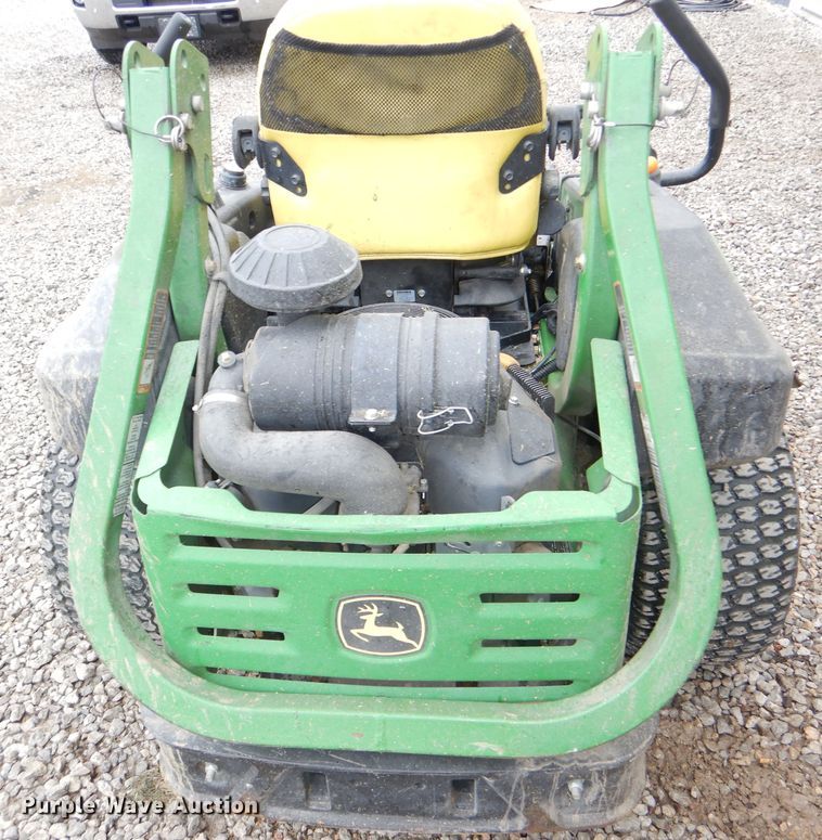 image for item FF9686 John Deere Z930M ZTR lawn mower