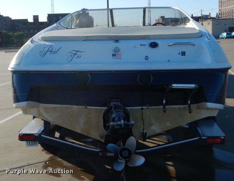 image for item FI9662 1996 Bayliner 2250LS boat