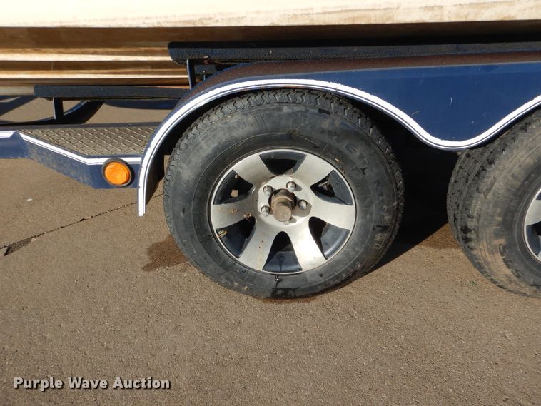 image for item FI9662 1996 Bayliner 2250LS boat