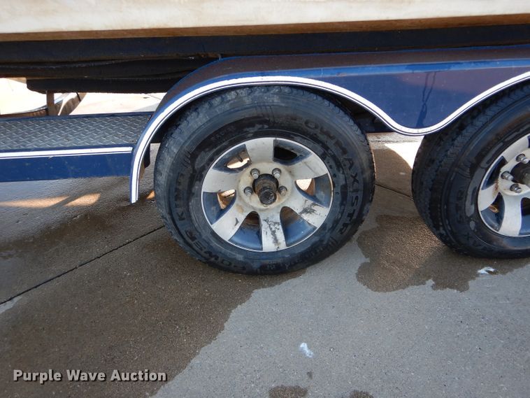 image for item FI9662 1996 Bayliner 2250LS boat