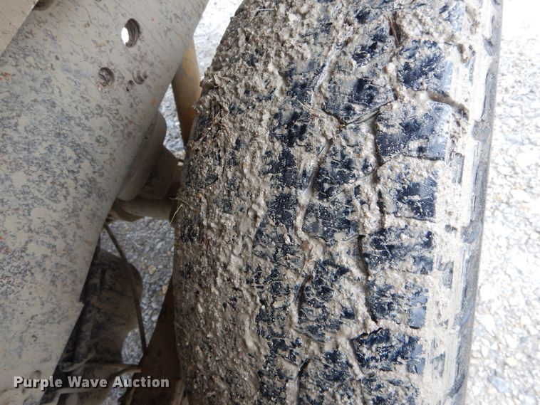 image for item FI9675 2002 GMC Sierra 2500HD pickup truck