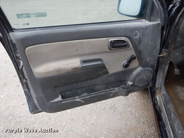 image for item FI9677 2005 GMC Canyon SLE pickup truck