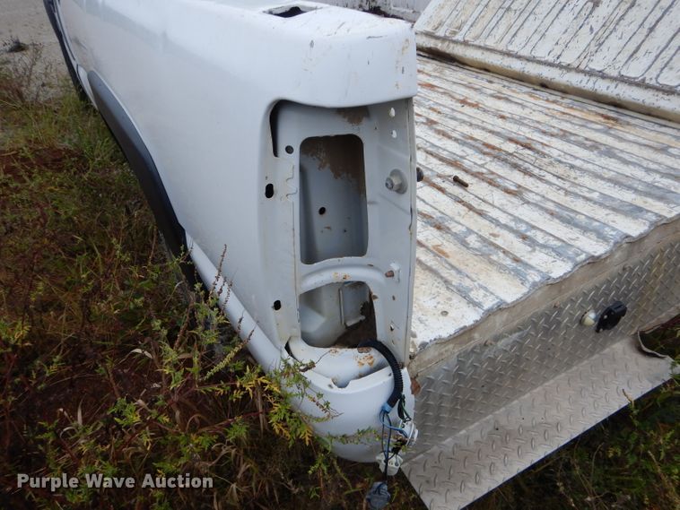 image for item FI9682 2002 GMC Sierra 2500HD pickup truck