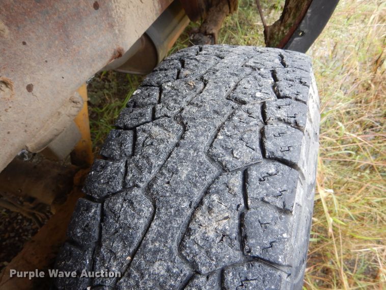 image for item FI9682 2002 GMC Sierra 2500HD pickup truck