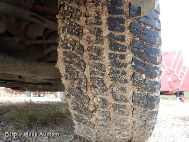 image for item FI9688 2004 Chevrolet Silverado 1500 Ext. Cab pickup truck