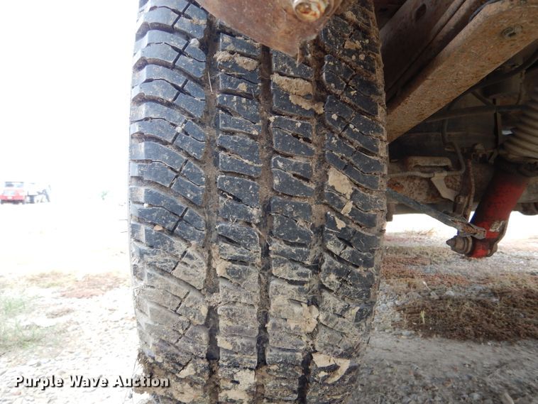 image for item FI9688 2004 Chevrolet Silverado 1500 Ext. Cab pickup truck