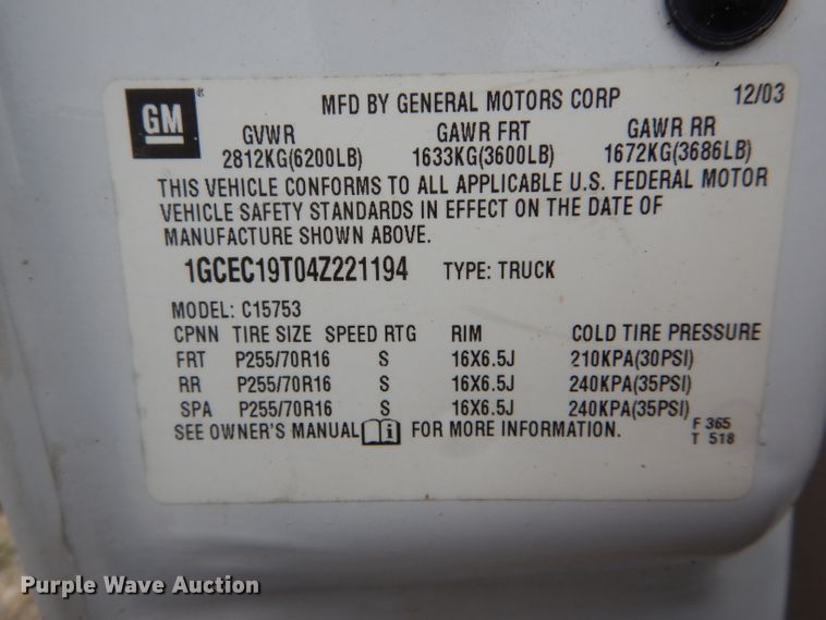 image for item FI9688 2004 Chevrolet Silverado 1500 Ext. Cab pickup truck