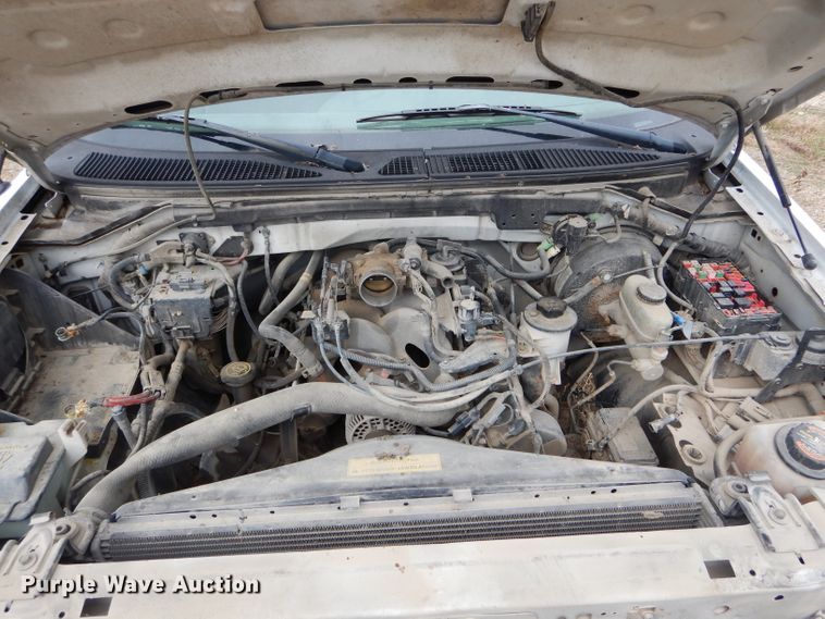 image for item FI9690 2000 Ford F150 SuperCab pickup truck