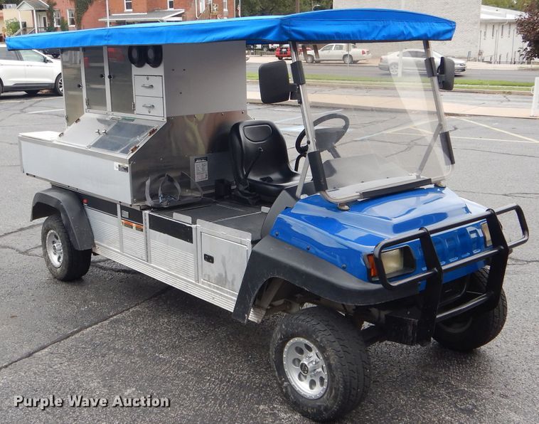 image for item FI9696 2005 Club Car food/beverage cart