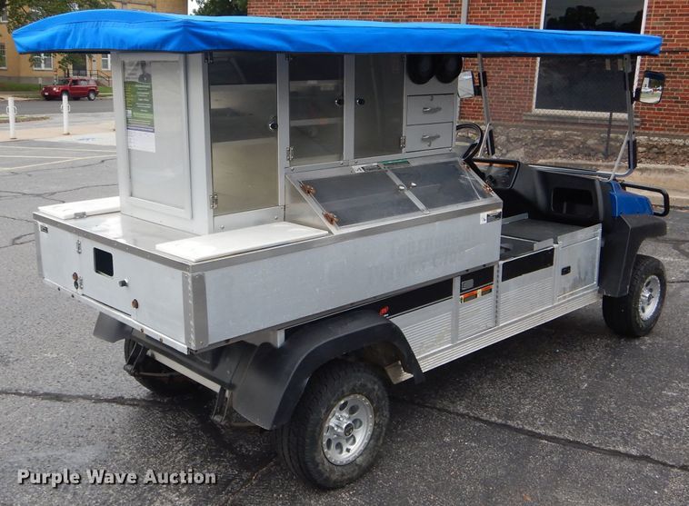 image for item FI9696 2005 Club Car food/beverage cart