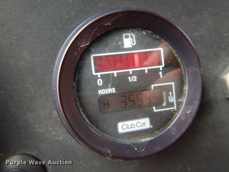 image for item FI9696 2005 Club Car food/beverage cart