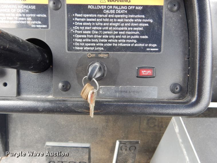 image for item FI9696 2005 Club Car food/beverage cart