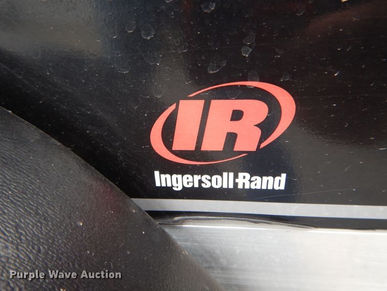 image for item FI9696 2005 Club Car food/beverage cart