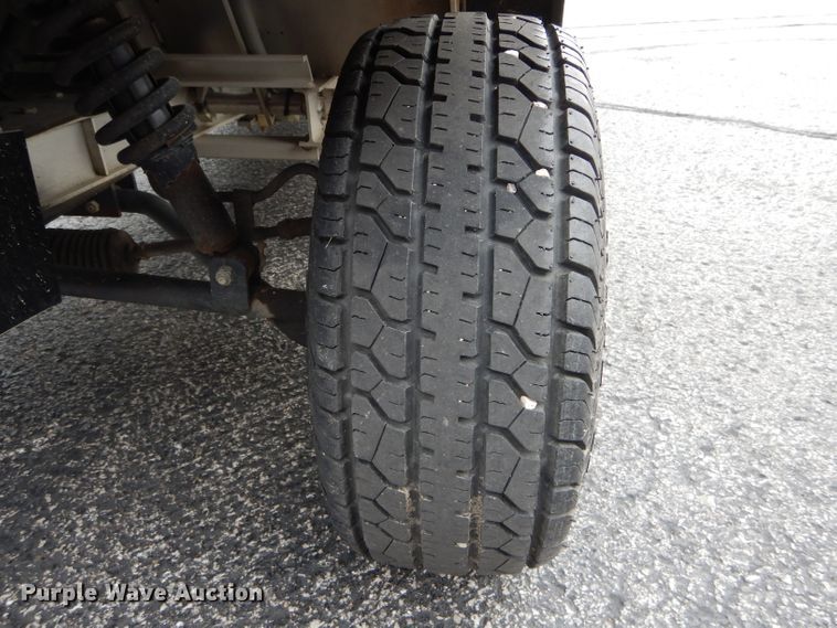 image for item FI9696 2005 Club Car food/beverage cart