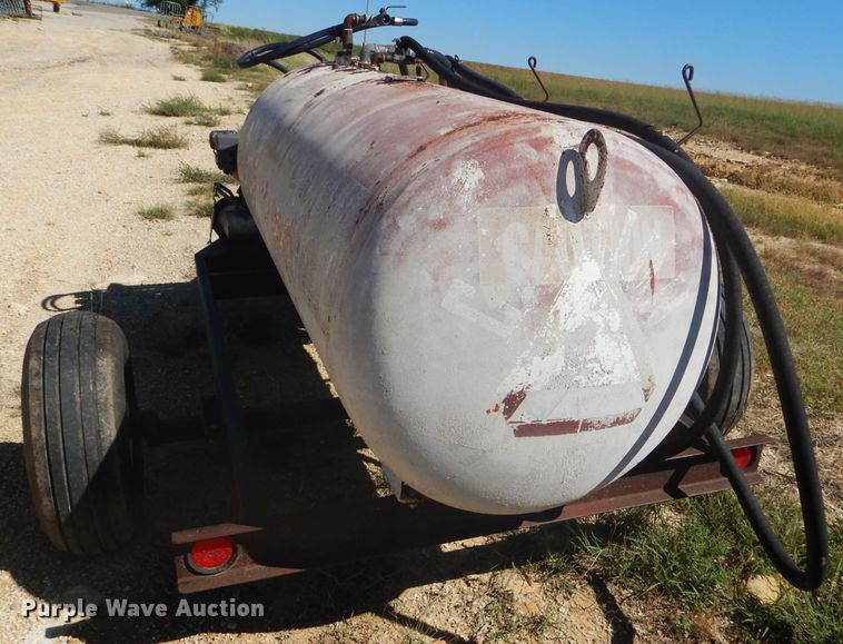 image for item FJ9758 Shop built used oil reclamation trailer