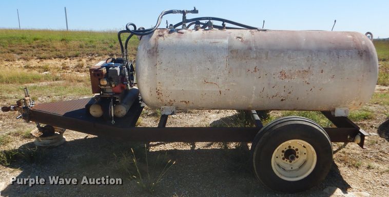 image for item FJ9758 Shop built used oil reclamation trailer