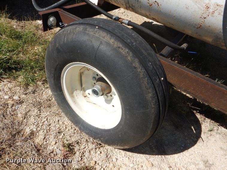 image for item FJ9758 Shop built used oil reclamation trailer