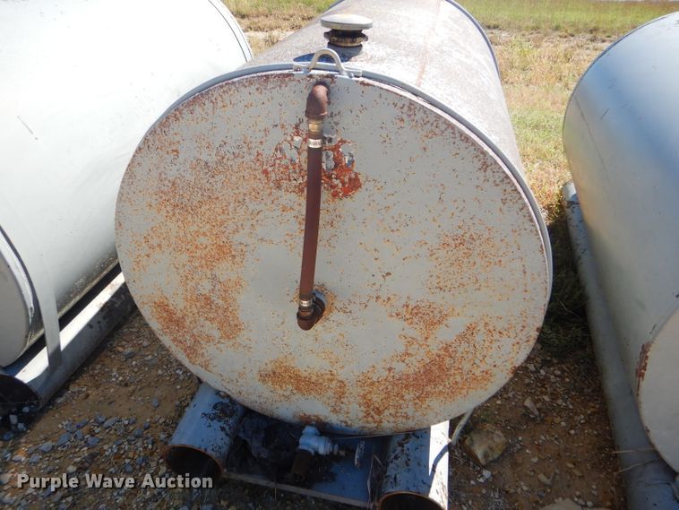 image for item FJ9758 Shop built used oil reclamation trailer